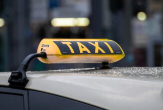 Makkah to Jeddah Airport taxi